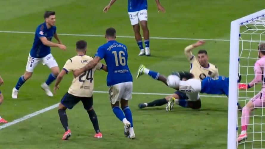 周日西甲裁判:胡安-马丁内斯将执法巴萨vs奥维耶多 周日西甲裁判:胡安-马丁内斯将执法巴萨vs奥维耶多