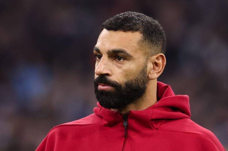 利物浦大动作!瞄准德甲双星接班萨拉赫,领跑6500万中场争夺战 利物浦大动作!瞄准德甲双星接班萨拉赫,领跑6500万中场争夺战