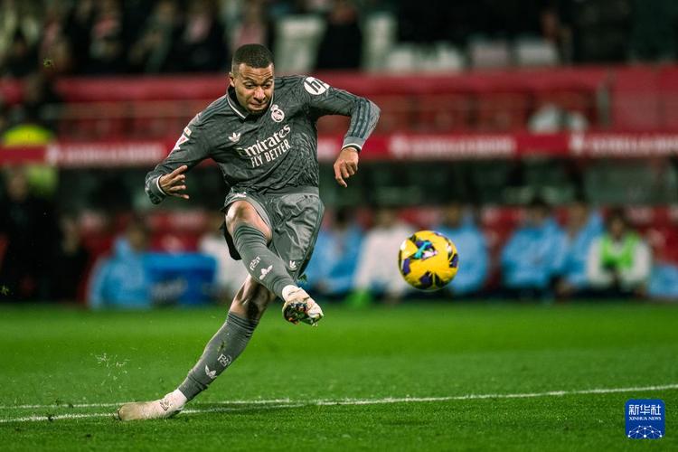 皇马客战比利亚雷亚尔:姆巴佩、维尼修斯首发,贝林厄姆出战 皇马客战比利亚雷亚尔:姆巴佩、维尼修斯首发,贝林厄姆出战