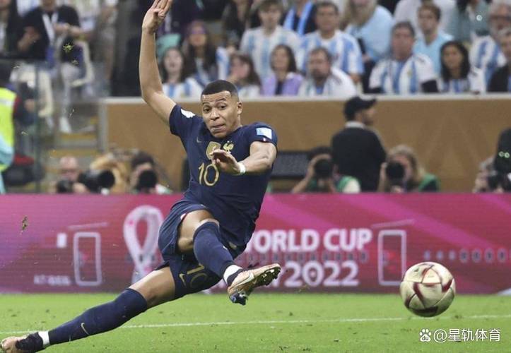 2-0!20战轰21球,姆巴佩双响,皇马笑傲强强对话,超越巴萨登顶 2-0!20战轰21球,姆巴佩双响,皇马笑傲强强对话,超越巴萨登顶